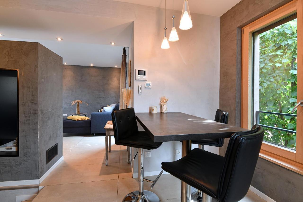 Holiday home Contemporain L'hirondelle *